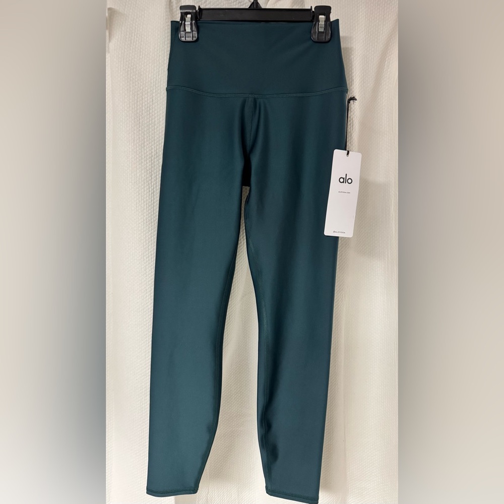 ALO Yoga Midnight Green Leggings for Active Comfort